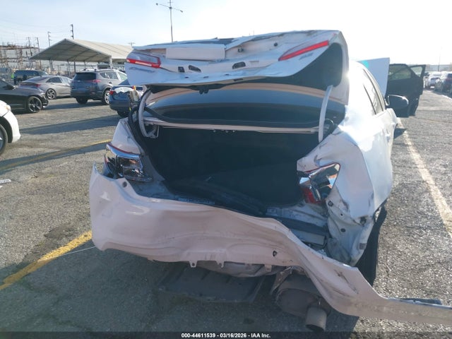 2014 Toyota CAMRY SE photo 6