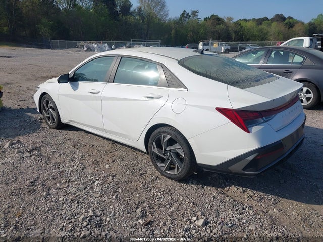 HYUNDAI ELANTRA LIMITED - 3