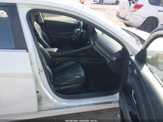 HYUNDAI ELANTRA LIMITED - 5