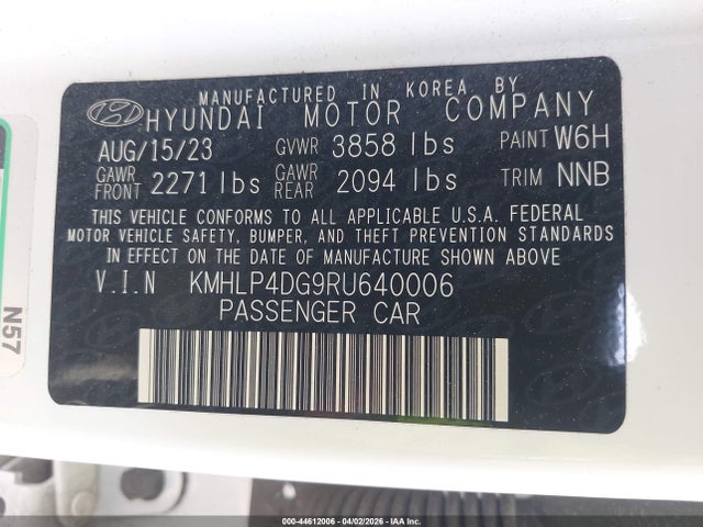 HYUNDAI ELANTRA LIMITED - 9