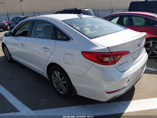 HYUNDAI SONATA SE - 3