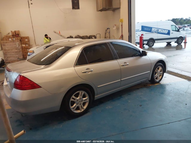 HONDA ACCORD 2.4 SE - 4