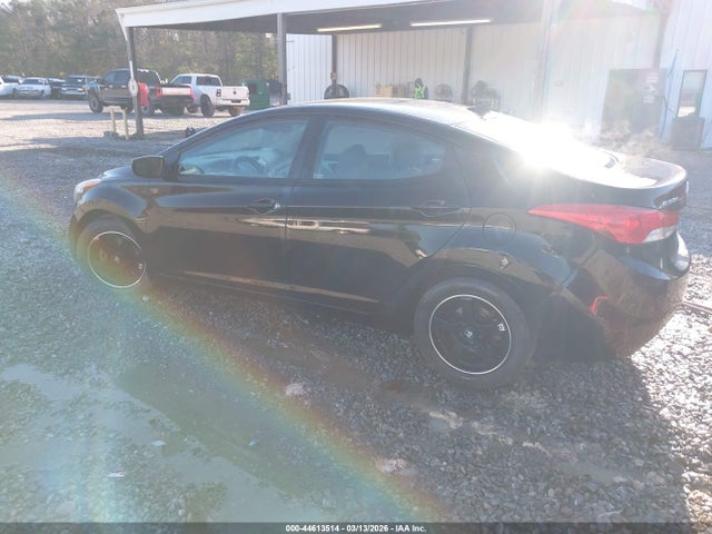 HYUNDAI ELANTRA GLS - 3