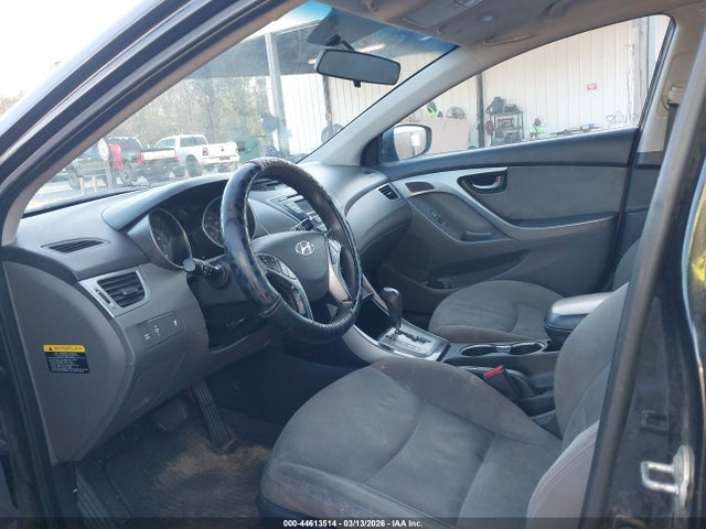 HYUNDAI ELANTRA GLS - 5