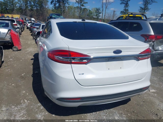 FORD FUSION SE - 3