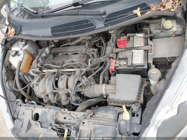 FORD FIESTA SE - 10