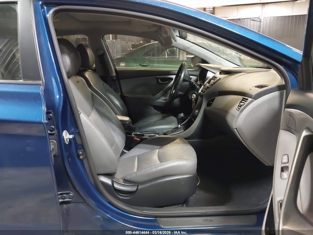 صورة 5 لـ 2013 Hyundai ELANTRA LIMITED