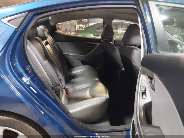 صورة 8 لـ 2013 Hyundai ELANTRA LIMITED