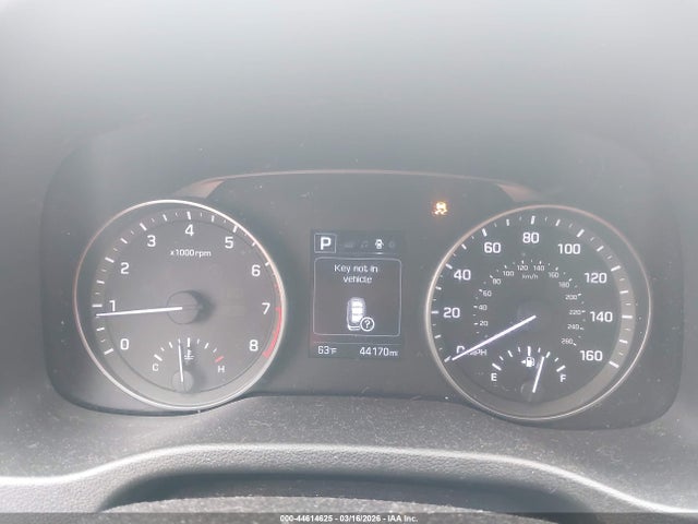 HYUNDAI ELANTRA VALUE EDITION - 7