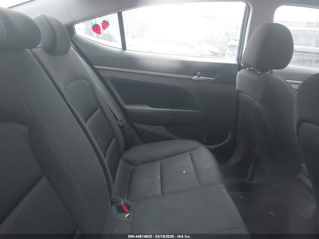 HYUNDAI ELANTRA VALUE EDITION - 8