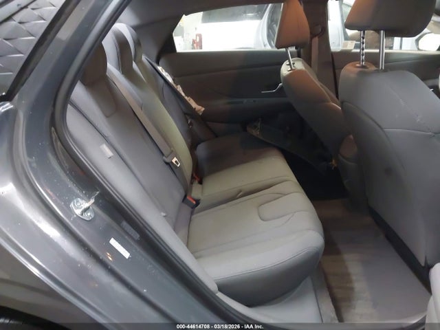 HYUNDAI ELANTRA SE - 8