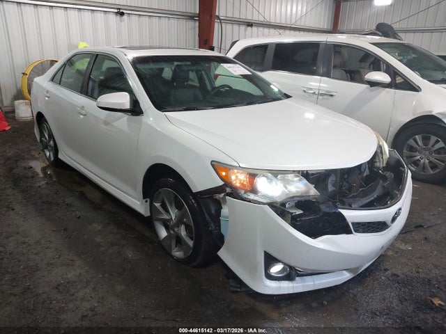 2012 TOYOTA CAMRY SE LIMITED EDITION