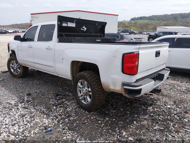 CHEVROLET SILVERADO 2500HD HIGH COUNTRY - 3
