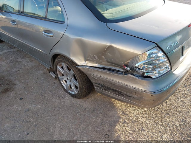 MERCEDES-BENZ E-CLASS - 6