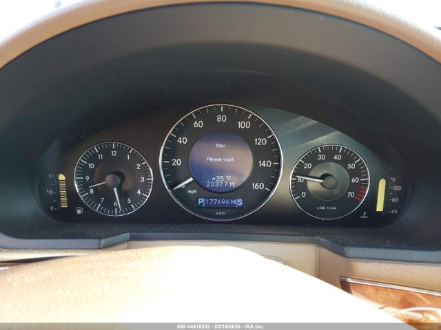 MERCEDES-BENZ E-CLASS - 7