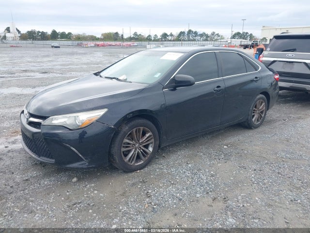 2017 Toyota CAMRY SE — фото 2