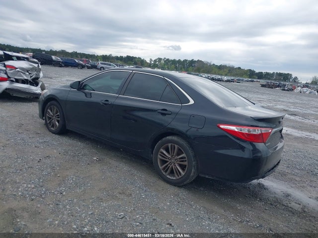 2017 Toyota CAMRY SE — фото 3