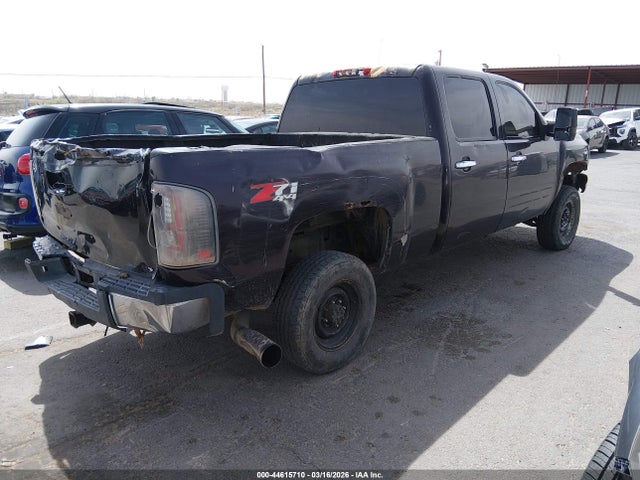 CHEVROLET SILVERADO 2500HD LT1 - 4