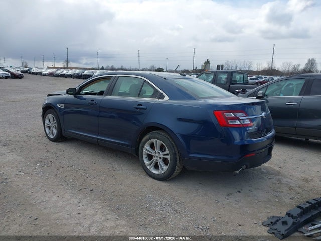 FORD TAURUS SE - 3