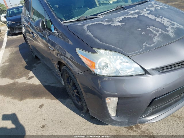 صورة مصغرة 20 لـ 2012 Toyota PRIUS THREE