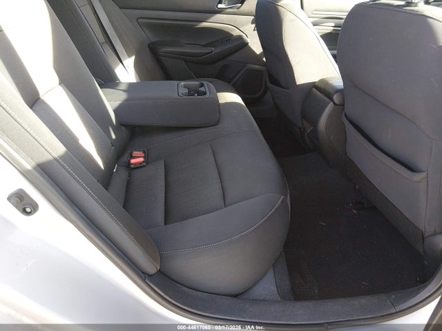 2020 Nissan ALTIMA S FWD photo 8