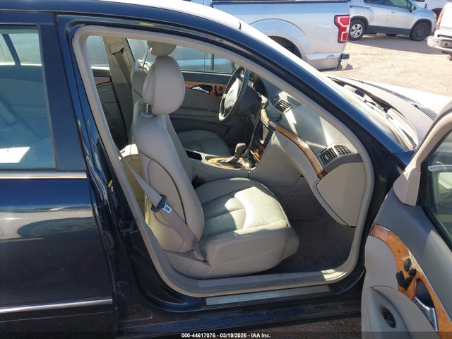 MERCEDES-BENZ E-CLASS - 5