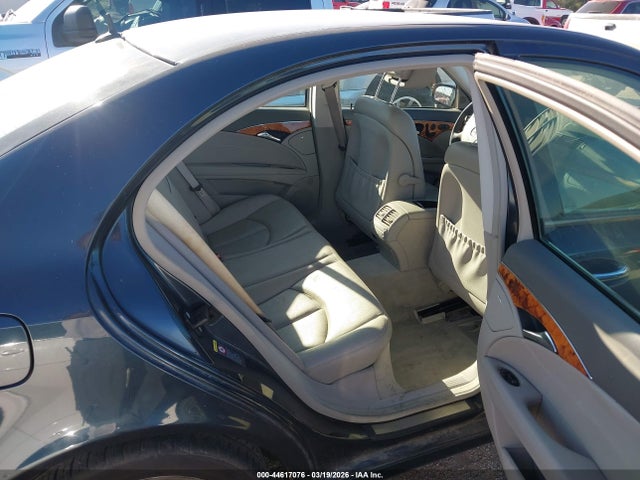 MERCEDES-BENZ E-CLASS - 8