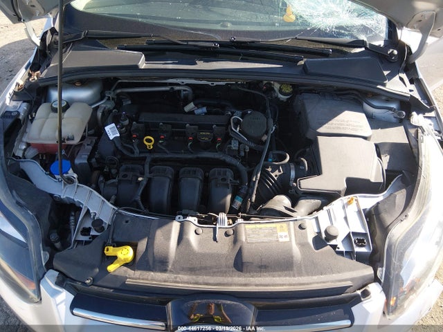 FORD FOCUS TITANIUM - 10