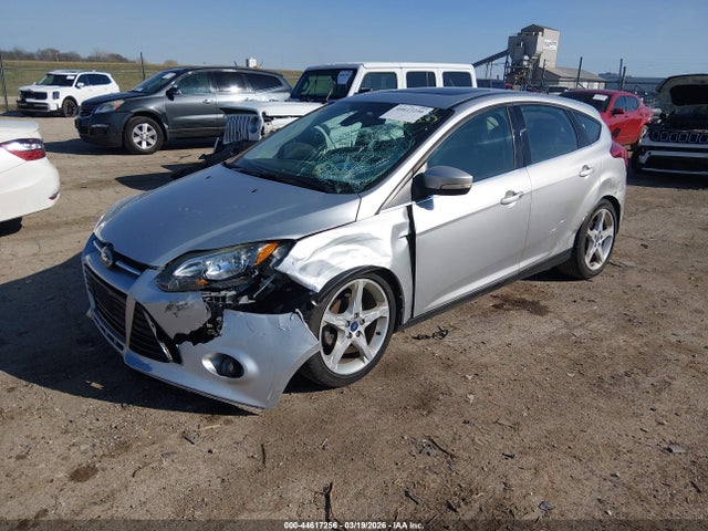 FORD FOCUS TITANIUM - 2