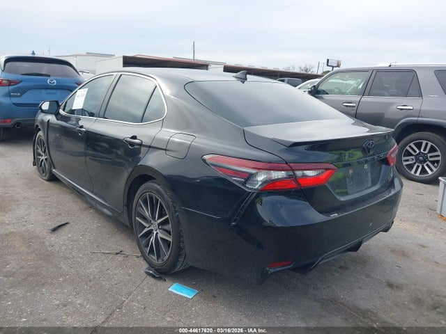 TOYOTA CAMRY - 3