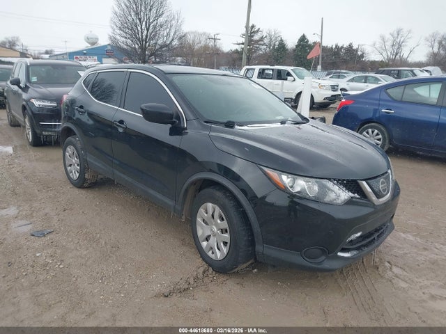 2018 NISSAN ROGUE S