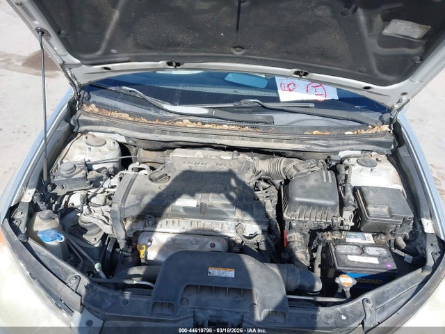 HYUNDAI ELANTRA GLS/SE - 10