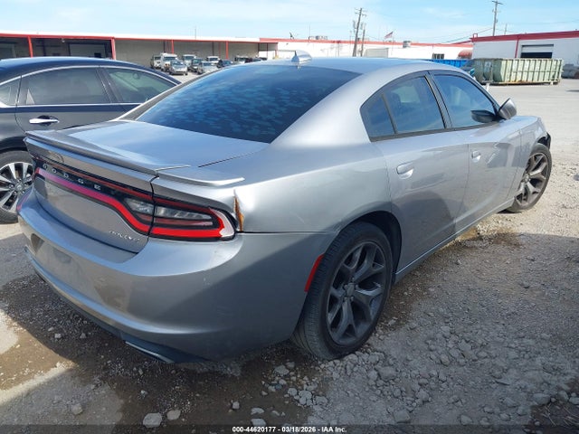 DODGE CHARGER SXT - 4