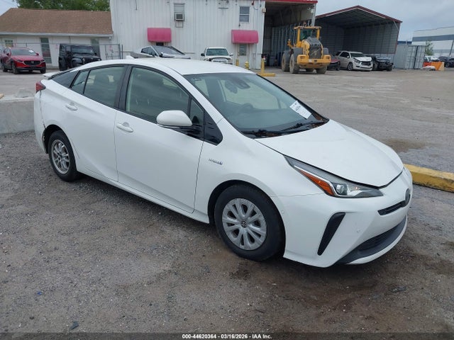 TOYOTA PRIUS - 1