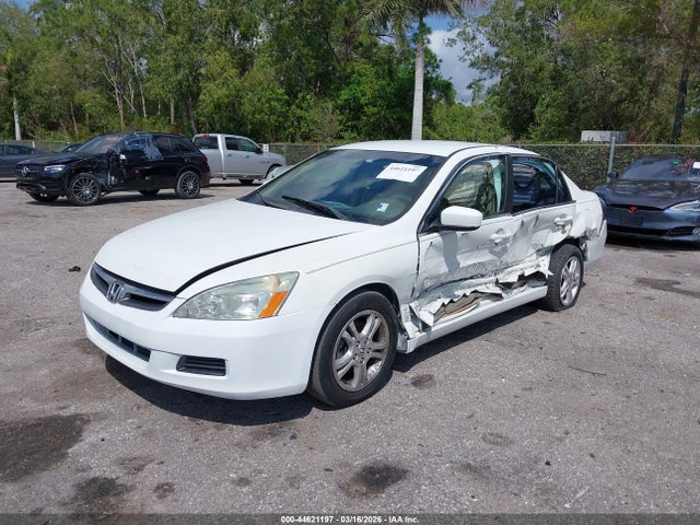 HONDA ACCORD 2.4 SE - 2