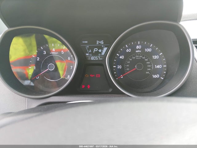 HYUNDAI ELANTRA SE - 7