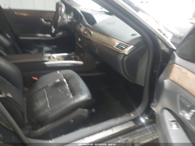 MERCEDES-BENZ E-CLASS - 5