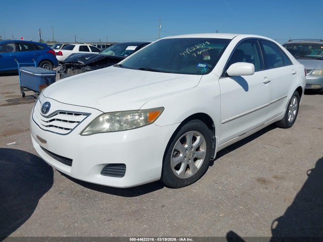 TOYOTA CAMRY - 2