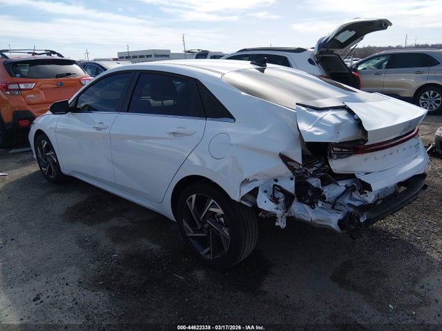 HYUNDAI ELANTRA LIMITED - 3