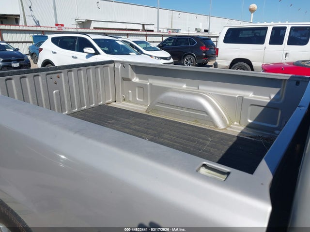 CHEVROLET SILVERADO 1500 - 8