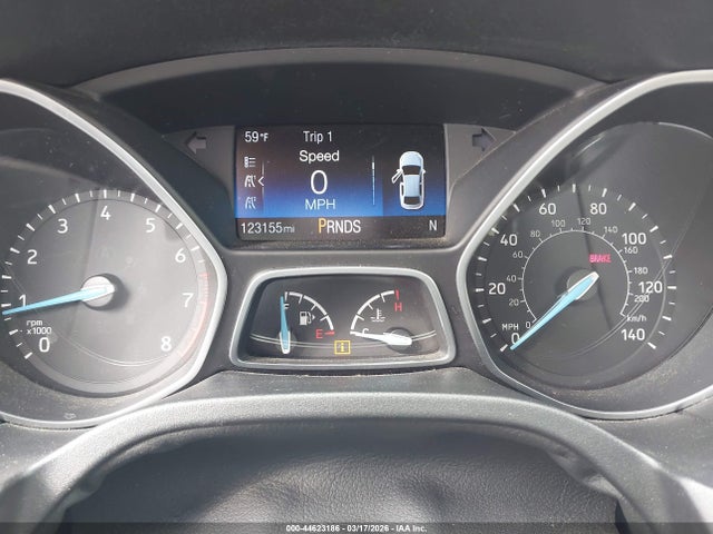 FORD FOCUS TITANIUM - 7