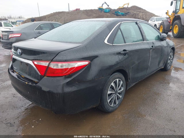TOYOTA CAMRY - 4