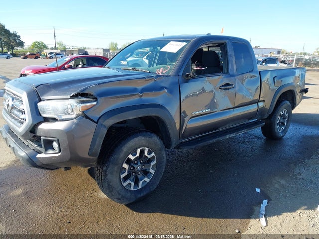 2017 Toyota TACOMA TRD OFF ROAD photo 2