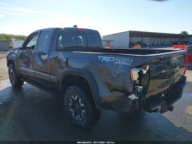 2017 Toyota TACOMA TRD OFF ROAD photo 6