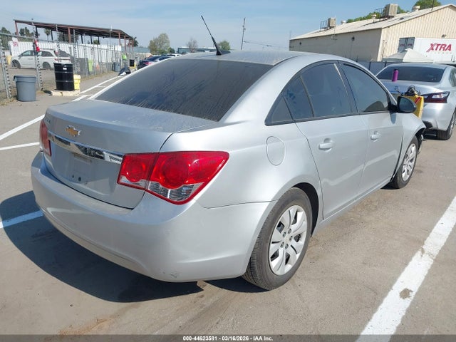 CHEVROLET CRUZE LS AUTO - 4