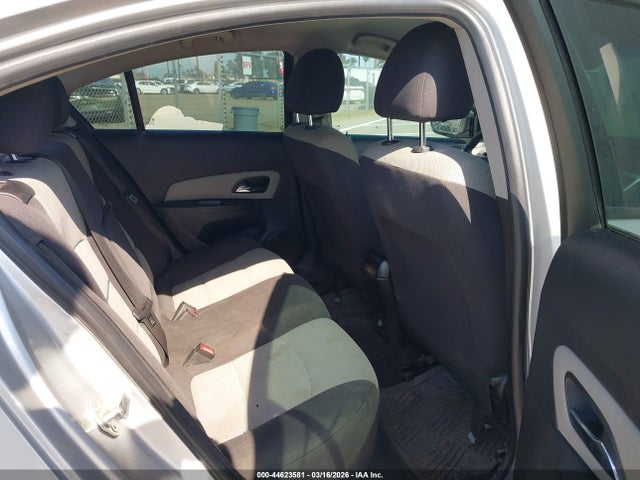 CHEVROLET CRUZE LS AUTO - 8