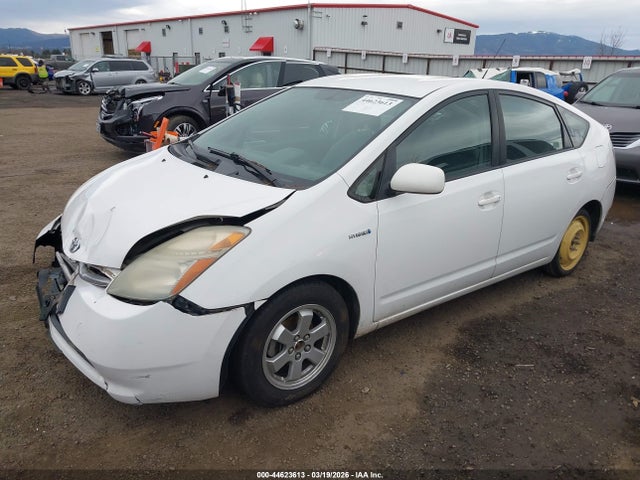 TOYOTA PRIUS - 2