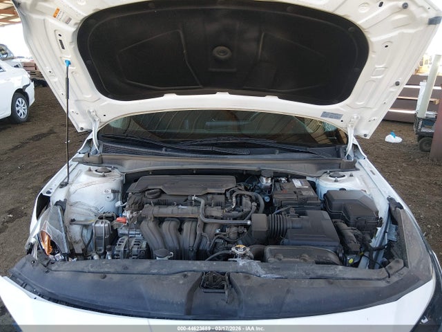 HYUNDAI ELANTRA SEL - 10