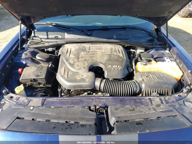 DODGE CHALLENGER - 10