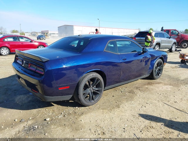DODGE CHALLENGER - 4